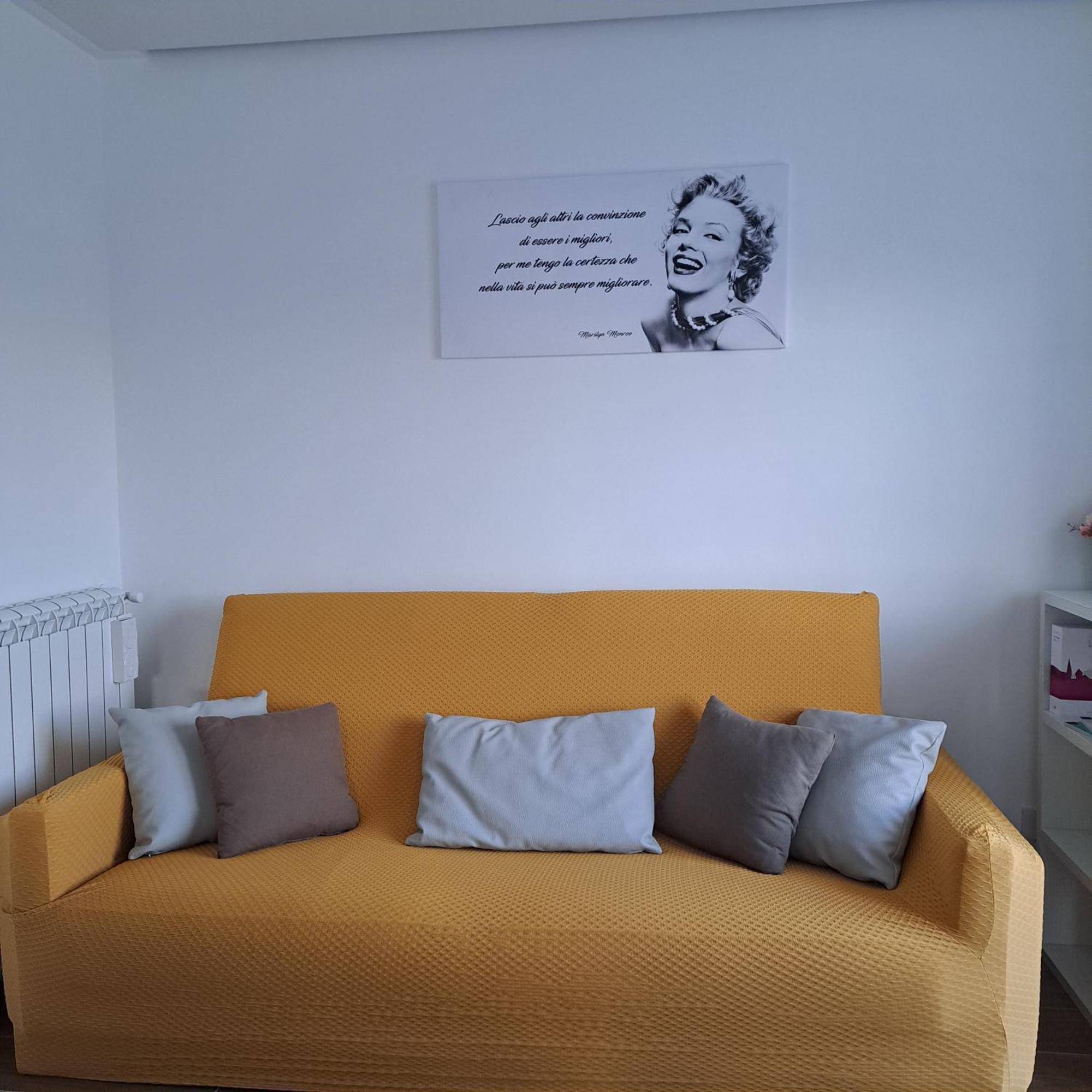 דירות אג'רולה Casa Marilyn מראה חיצוני תמונה