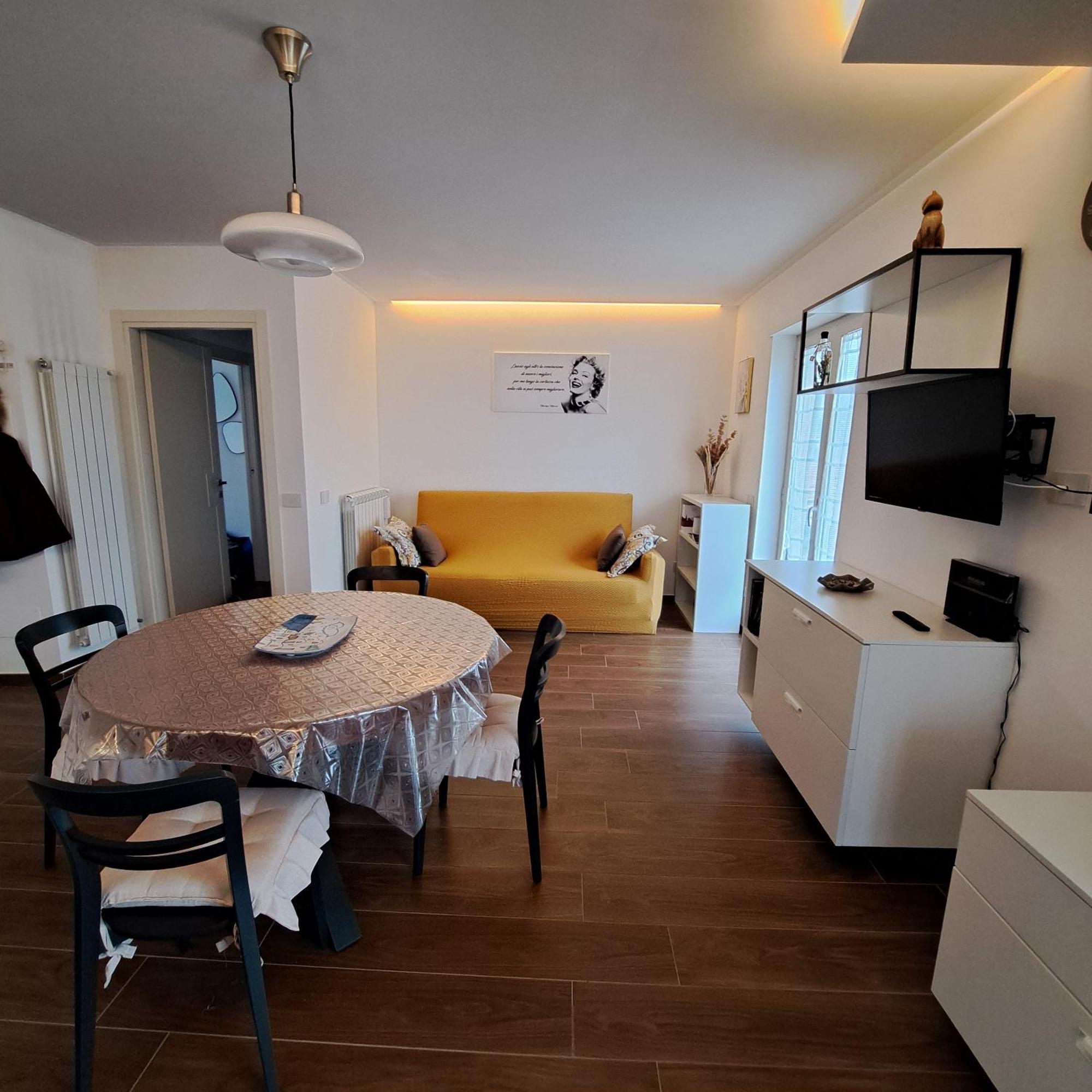 דירות אג'רולה Casa Marilyn מראה חיצוני תמונה